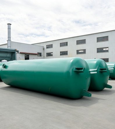 Beverage Bottling - Two‑Stage Oil‑Free Rotary Screw with 6,000 L Vertical Air Receiver