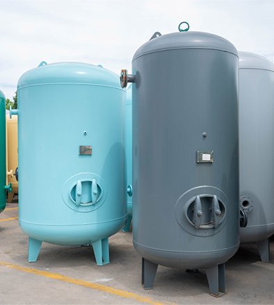 PET Bottle Blowing - Fixed-Speed Oil-Injected Rotary Screw with 1,500 L Horizontal Air Receiver