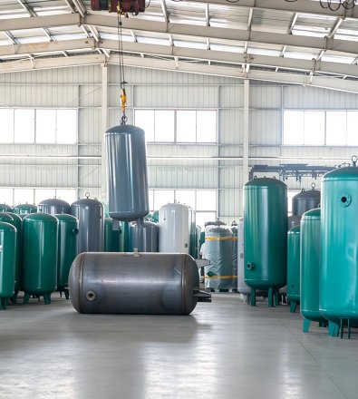 Lithium Battery Manufacturing - Water‑Injected Oil‑Free Rotary Screw with 1,500 L Vertical Air Receiver