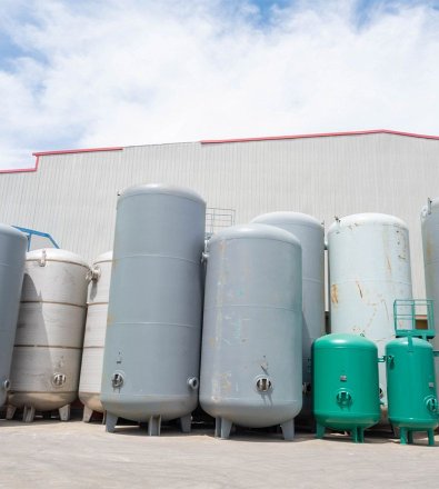 Cement Production - Centrifugal Compressor with 8,000 L Vertical Air Receiver