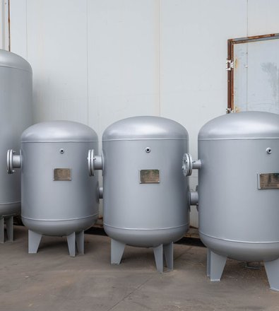 Industrial Park Central Utility‑Redundant Duty/Standby Screw Package with 10,000 L Vertical Air Receiver
