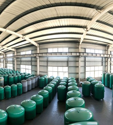 Quarry and Stone Processing - Integrated Tank-Mounted VSD Screw Package with 1,000 L Vertical Air Receiver