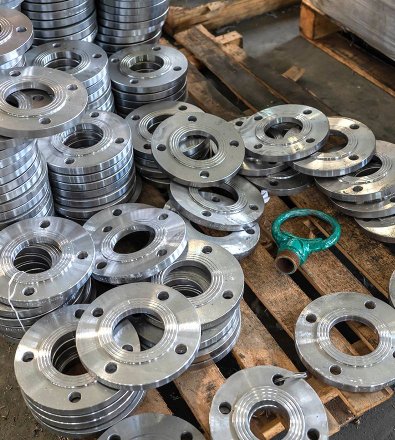 Shipyard Fabrication - Two-Stage Oil-Free Rotary Screw with 8,000 L Vertical Air Receiver