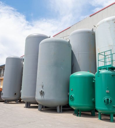 Pulp and Paper Mill - Fixed-Speed Oil-Injected Rotary Screw with 10,000 L Horizontal Air Receiver