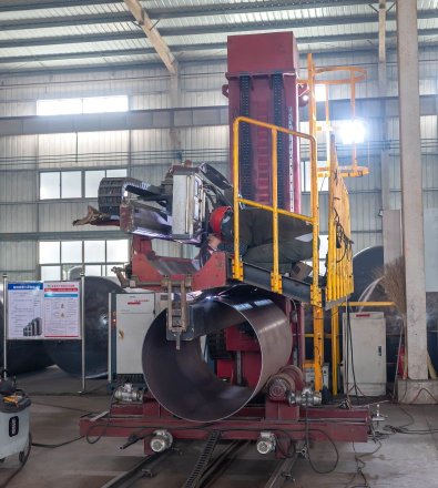 Woodworking and Furniture - Fixed-Speed Oil-Injected Rotary Screw with 10,000 L Horizontal Air Receiver