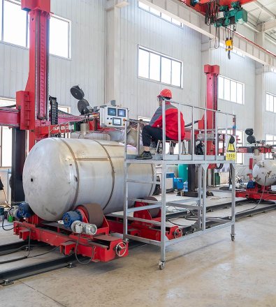 Pulp and Paper Mill - Integrated Tank-Mounted VSD Screw Package with 2,000 L Vertical Air Receiver